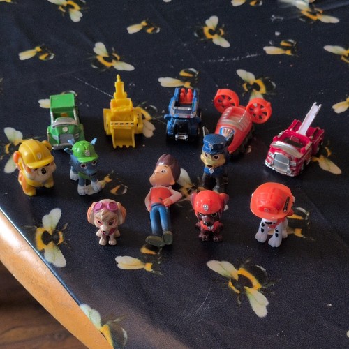 Paw patrol mini figure - mini, &