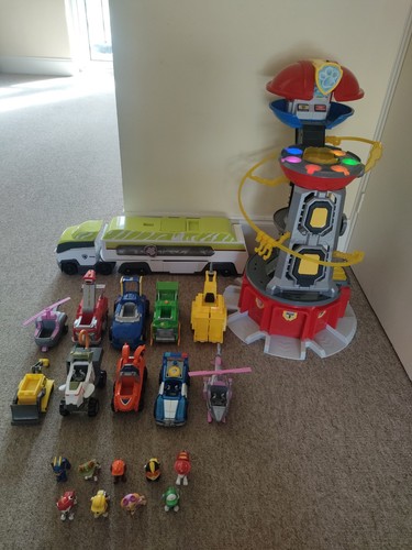 Huge paw patrol lookout tower - lookout,